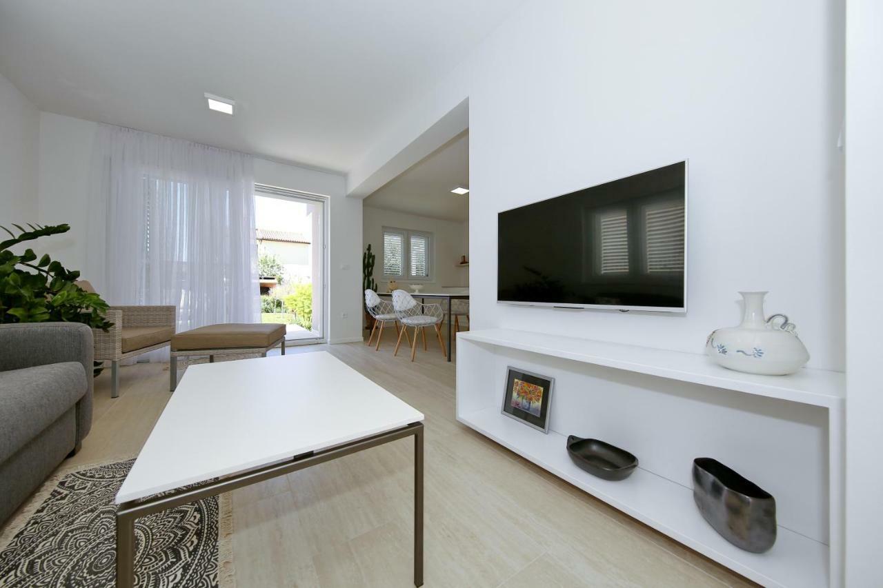 Valadar Apartments Privlaka  Bagian luar foto