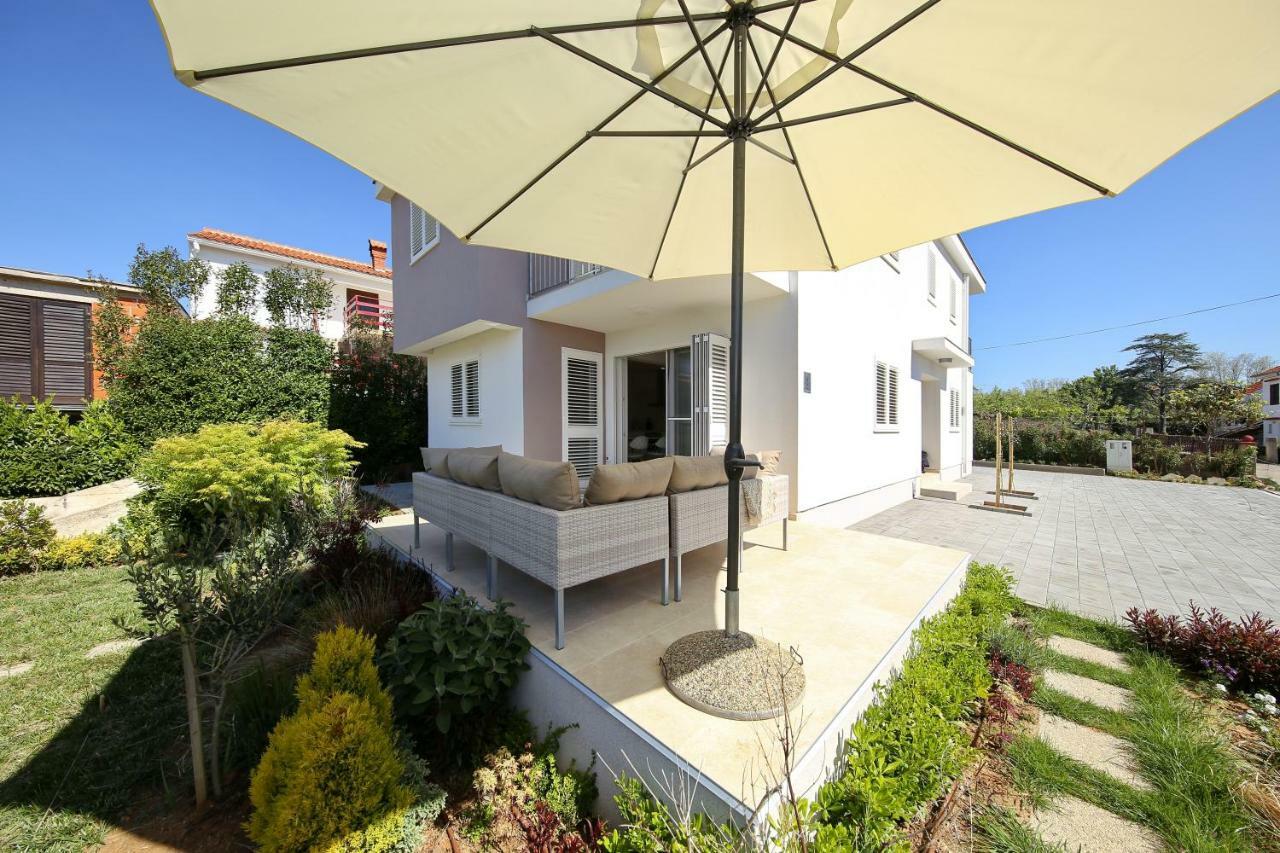 Valadar Apartments Privlaka  Bagian luar foto