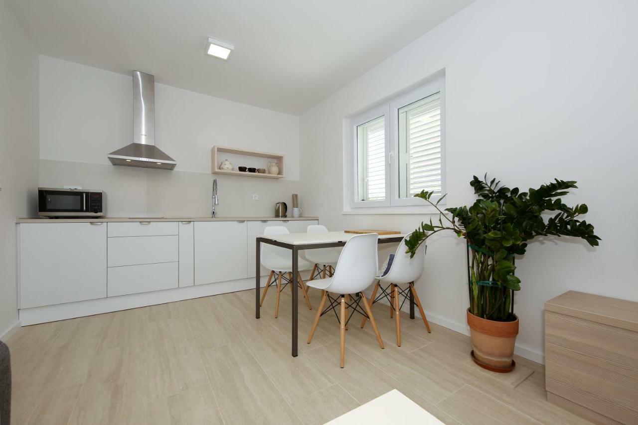 Valadar Apartments Privlaka  Bagian luar foto
